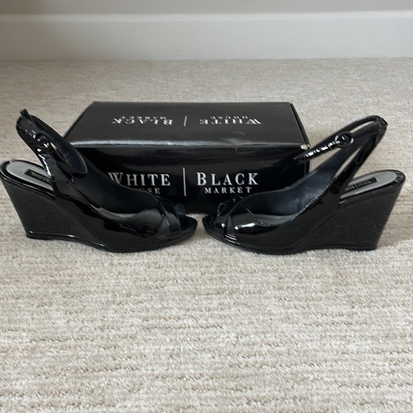 White House|Black Market Karen black leather wedges, size 7.5 - Picture 3 of 7